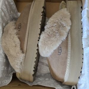 UGG Women's Tan Sheepskin Slippers
